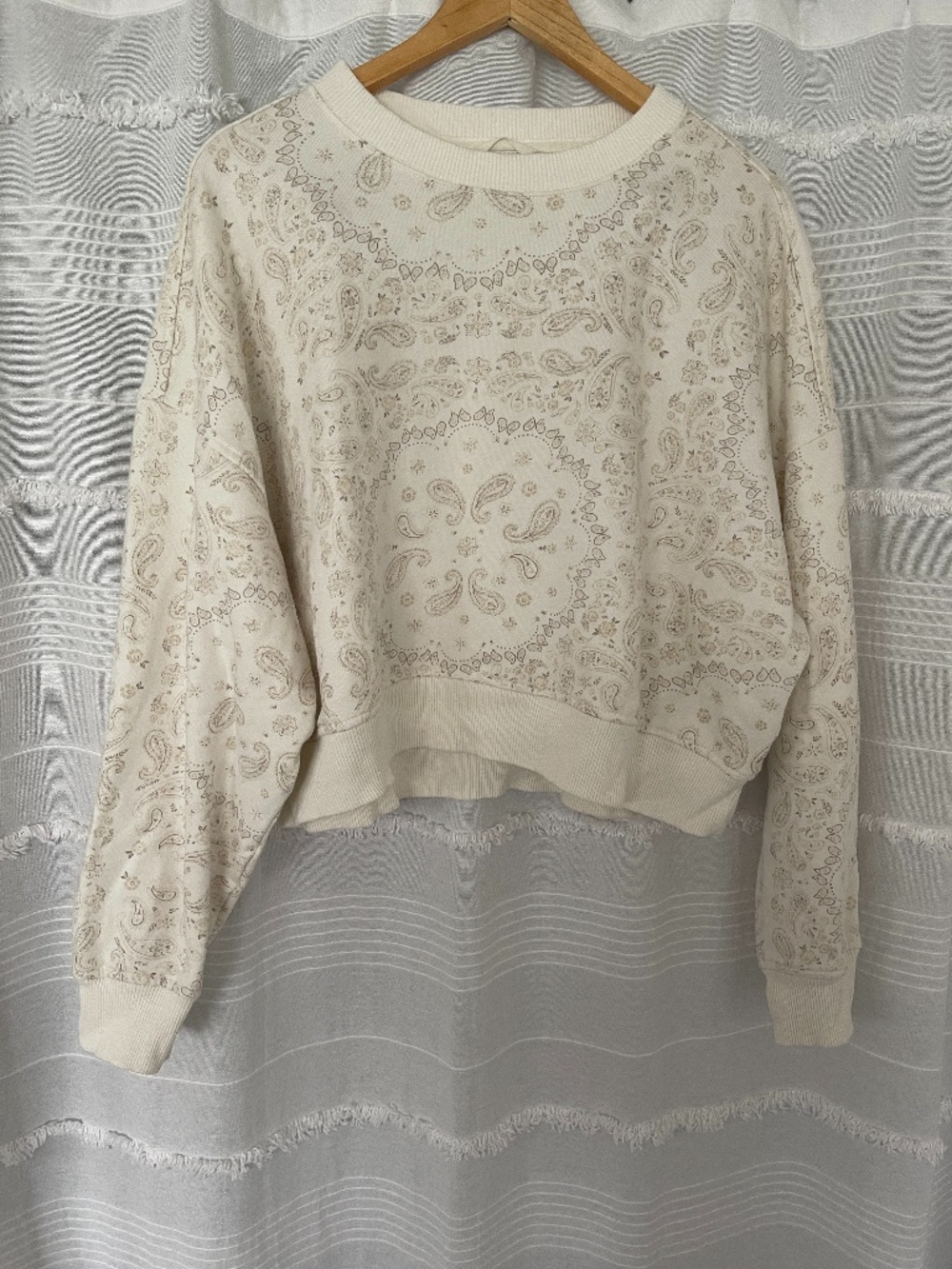 Aerie Oversized Cropped Paisley Crewneck